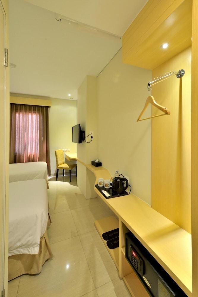Zodiak Asia Afrika By Kagum Hotels Bandung Exteriér fotografie