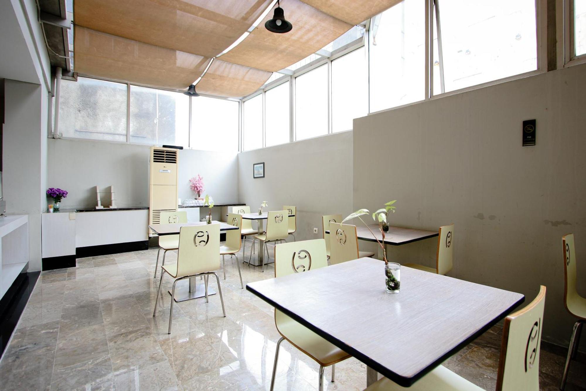 Zodiak Asia Afrika By Kagum Hotels Bandung Exteriér fotografie